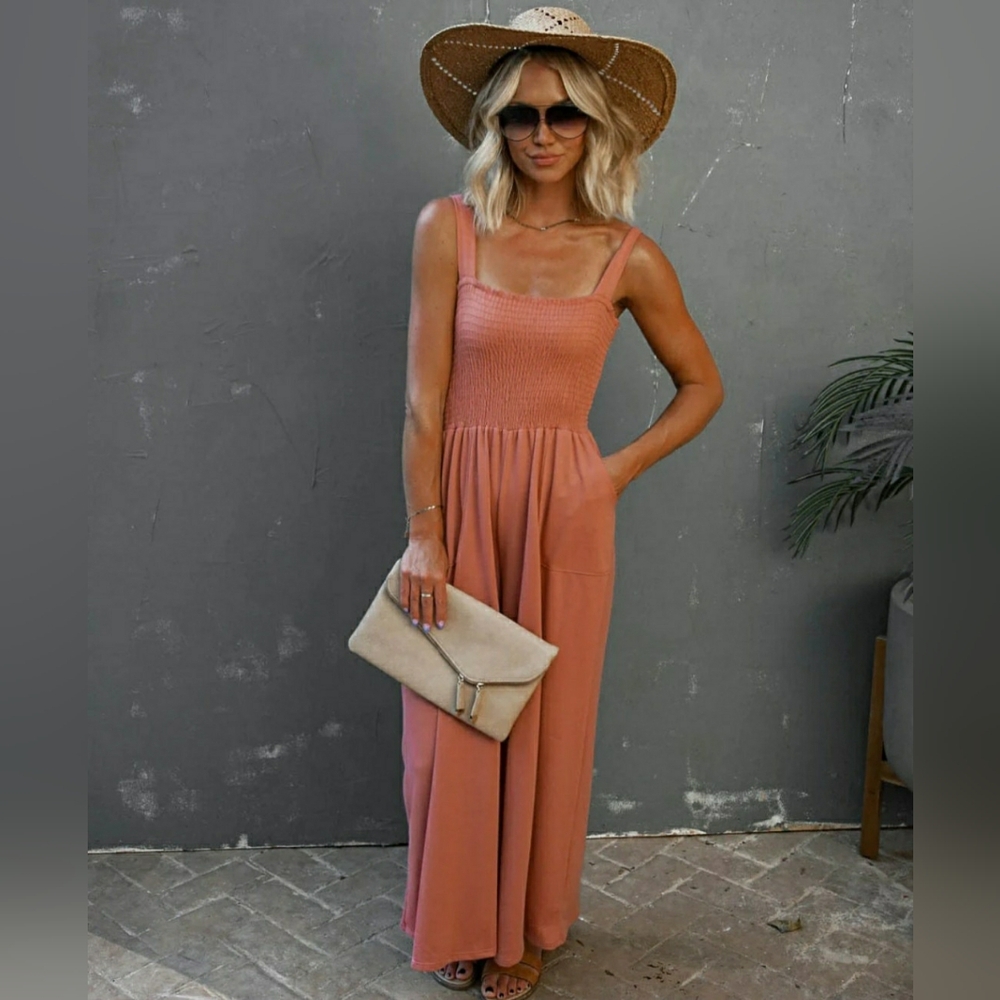 VICI COLLECTION MATTEA SMOCKED POCKETED JUMPSUIT